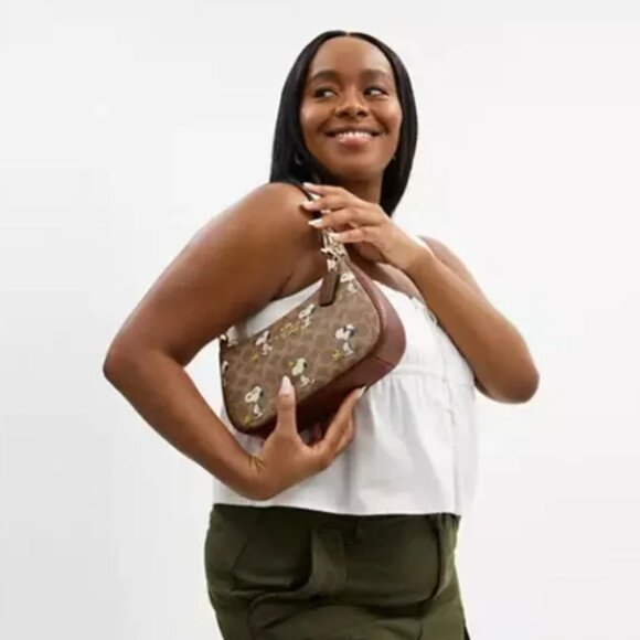 NWT Coach X Peanuts Teri Shoulder Bag In Signature Canvas With Snoopy Print - Picture 8 of 12